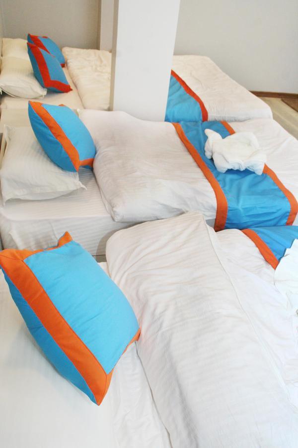 8848 Hostel Катманду Екстериор снимка