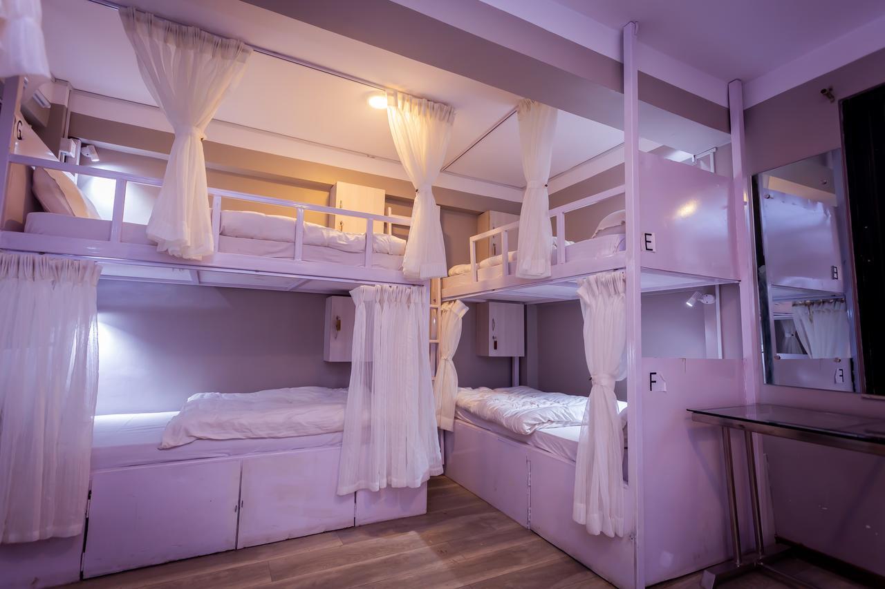 8848 Hostel Катманду Екстериор снимка